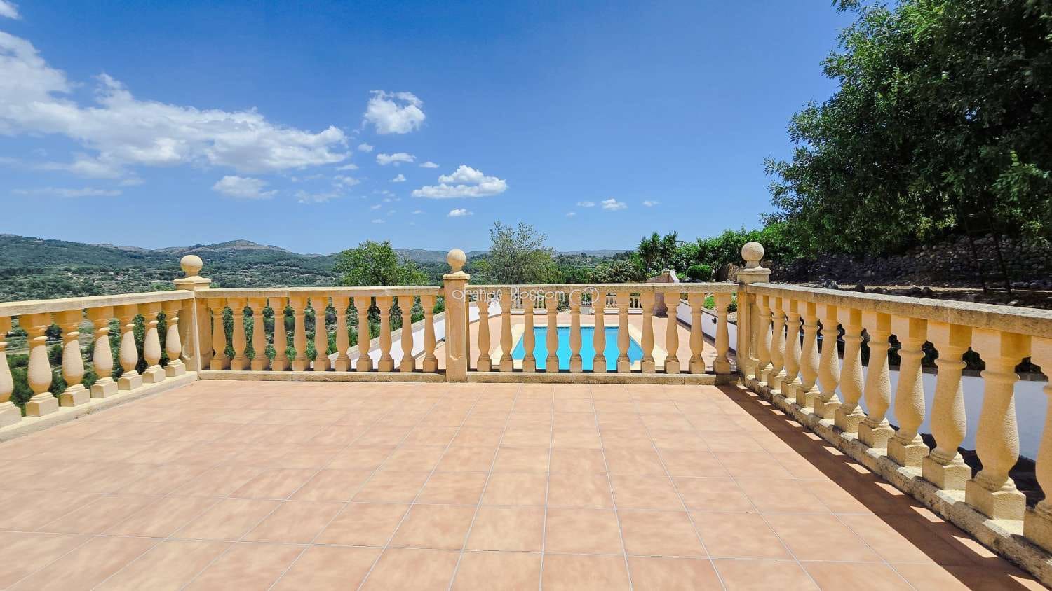 3 bedroom Villa for sale in Beniganim with pool - € 290,000 (Ref: 9895708)