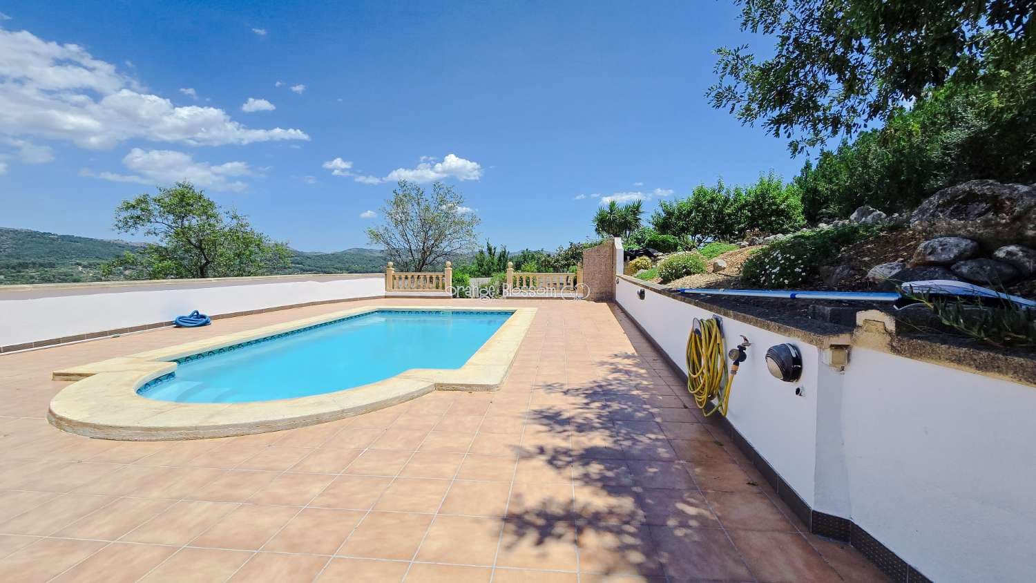 3 bedroom Villa for sale in Beniganim with pool - € 290,000 (Ref: 9895708)