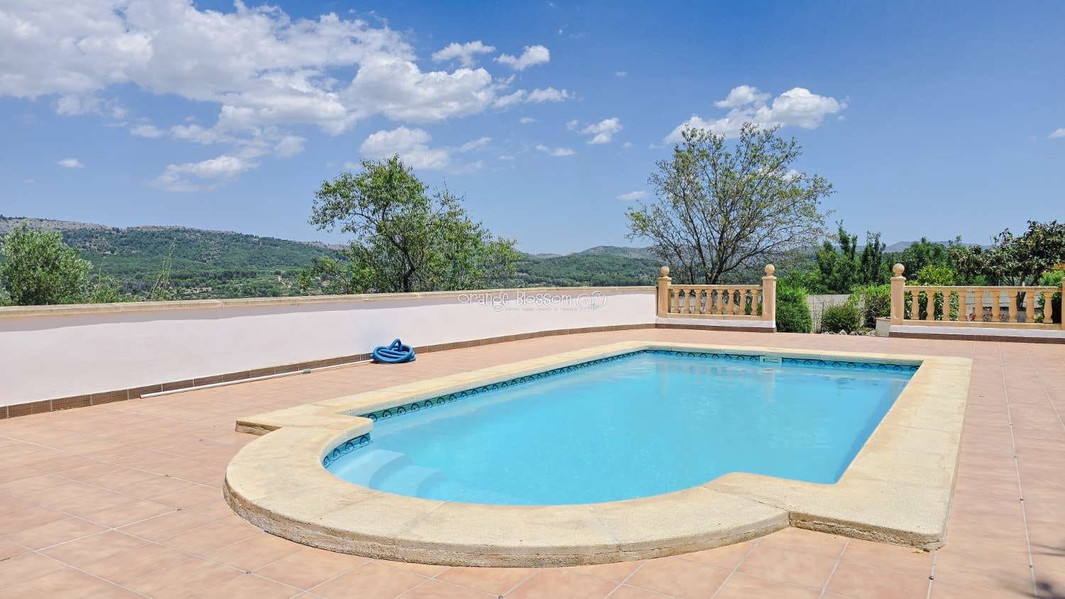 3 bedroom Villa for sale in Beniganim with pool - € 290,000 (Ref: 9895708)