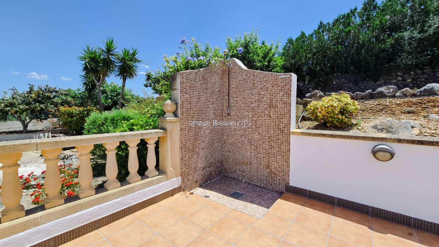 3 bedroom Villa for sale in Beniganim with pool - € 290,000 (Ref: 9895708)