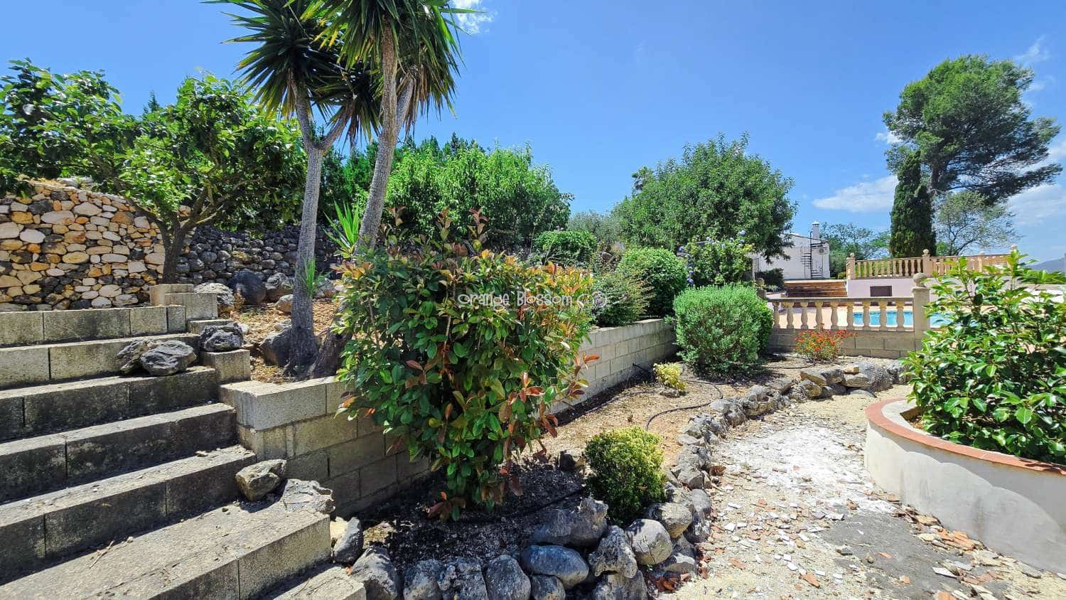3 bedroom Villa for sale in Beniganim with pool - € 290,000 (Ref: 9895708)