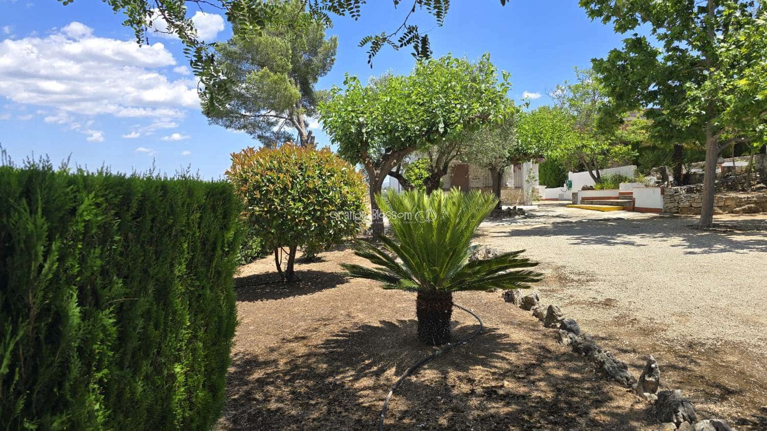 3 bedroom Villa for sale in Beniganim with pool garage - € 290,000 (Ref: 9895708)