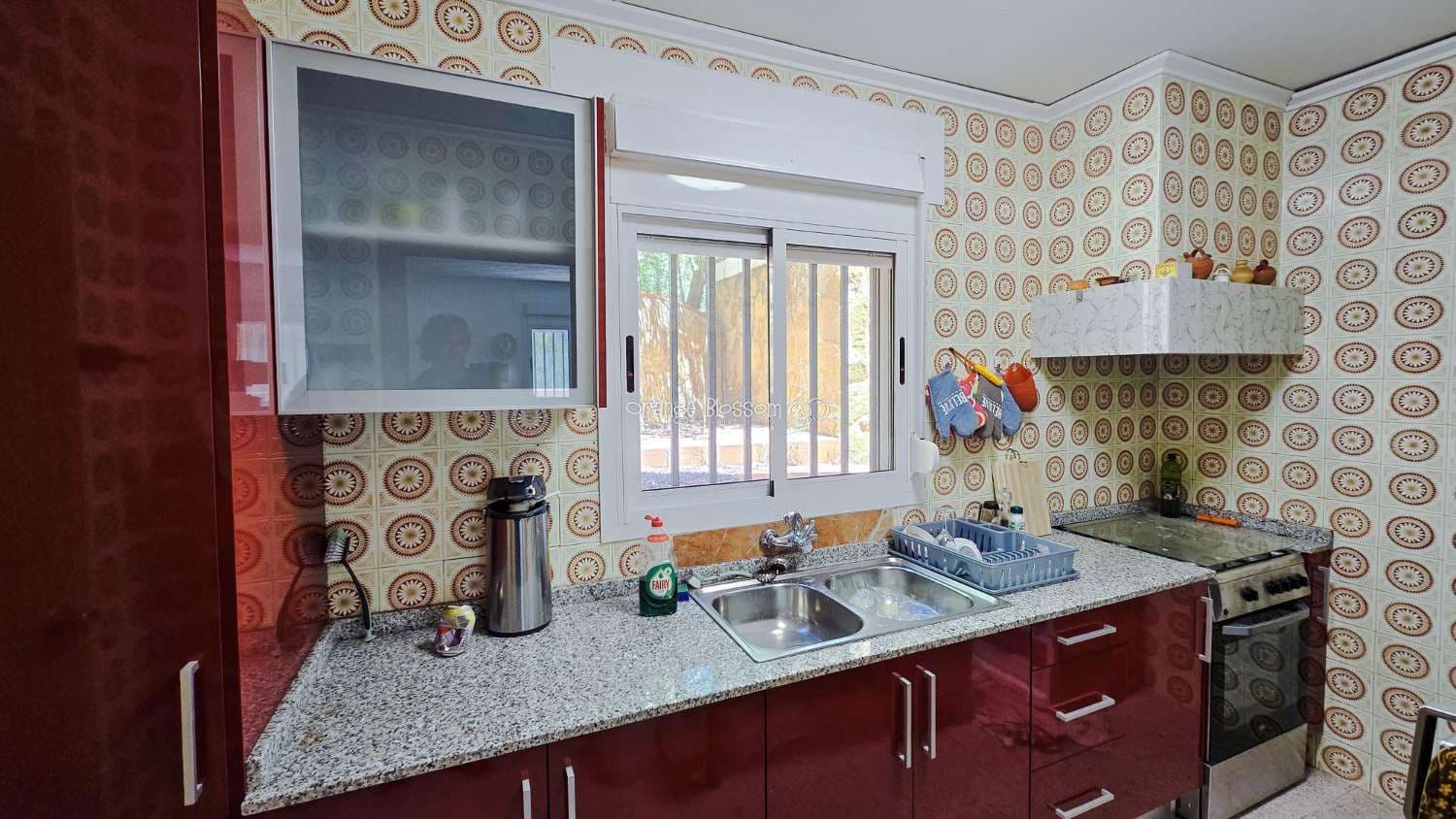 5 bedroom Villa for sale in Villalonga with pool garage - € 260,000 (Ref: 9931211)