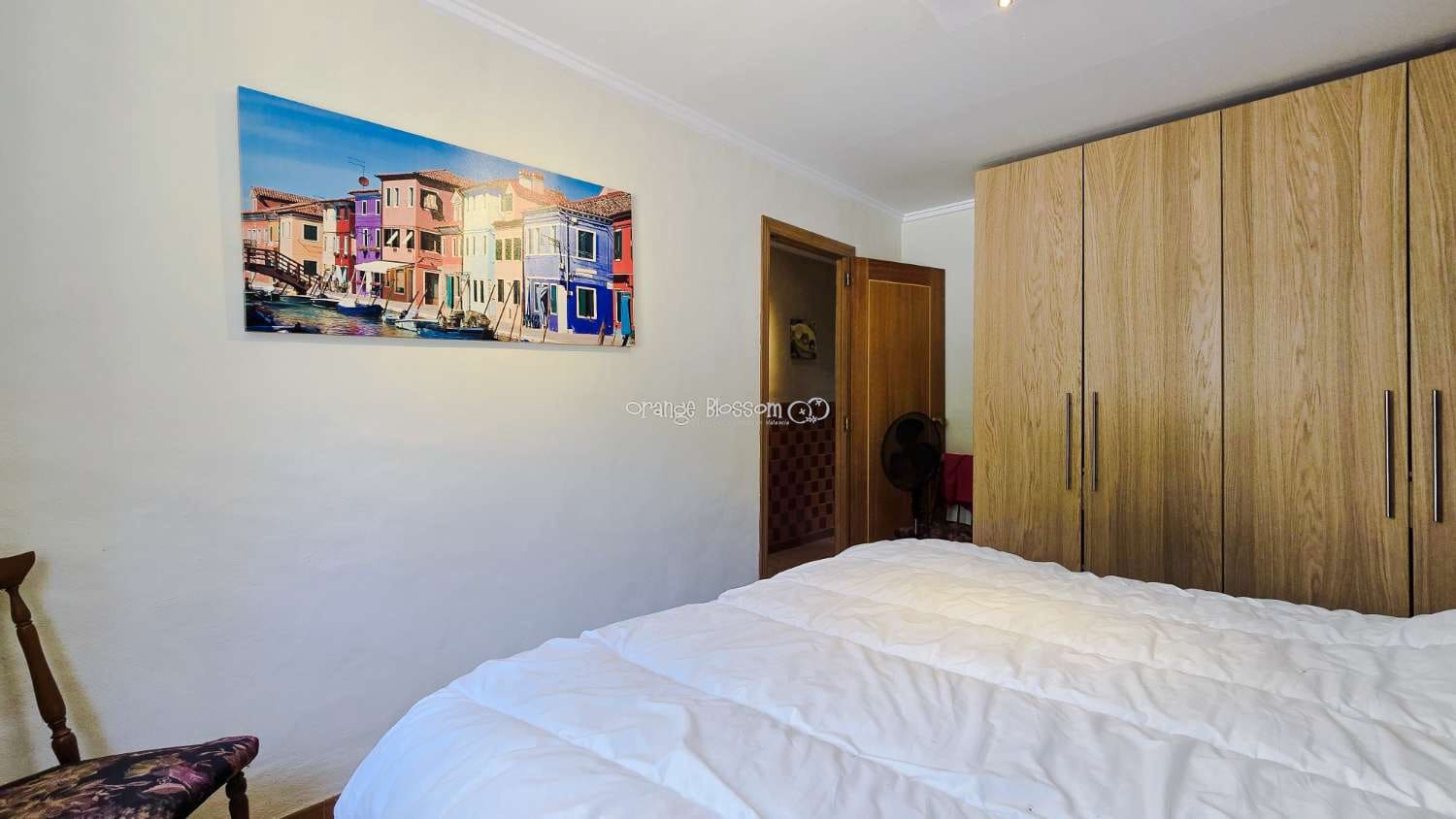 5 bedroom Villa for sale in Villalonga with pool garage - € 260,000 (Ref: 9931211)