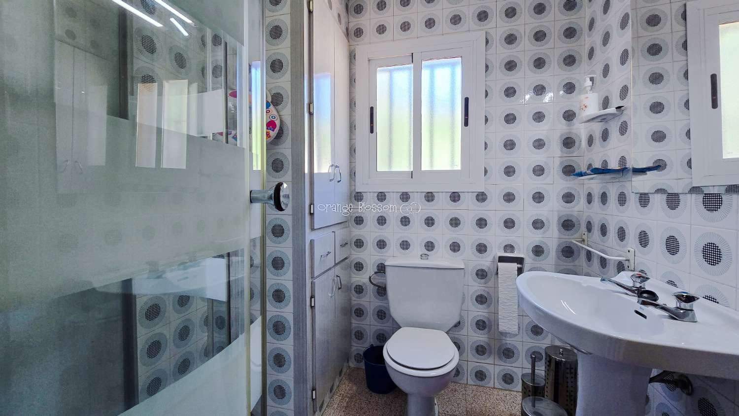 5 bedroom Villa for sale in Villalonga with pool garage - € 260,000 (Ref: 9931211)