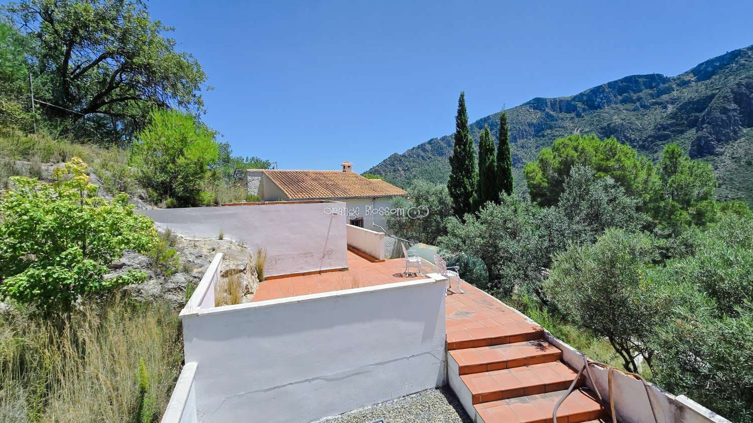 5 bedroom Villa for sale in Villalonga with pool garage - € 260,000 (Ref: 9931211)