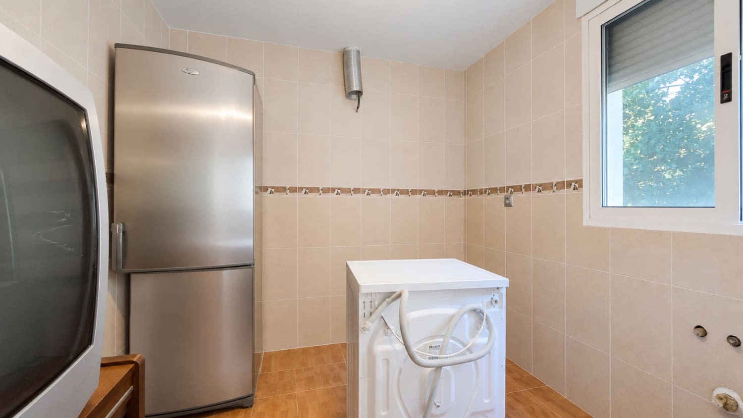 Chalet de 4 habitaciones en Villalonga en venta con garaje - 250.000 € (Ref: 9981758)