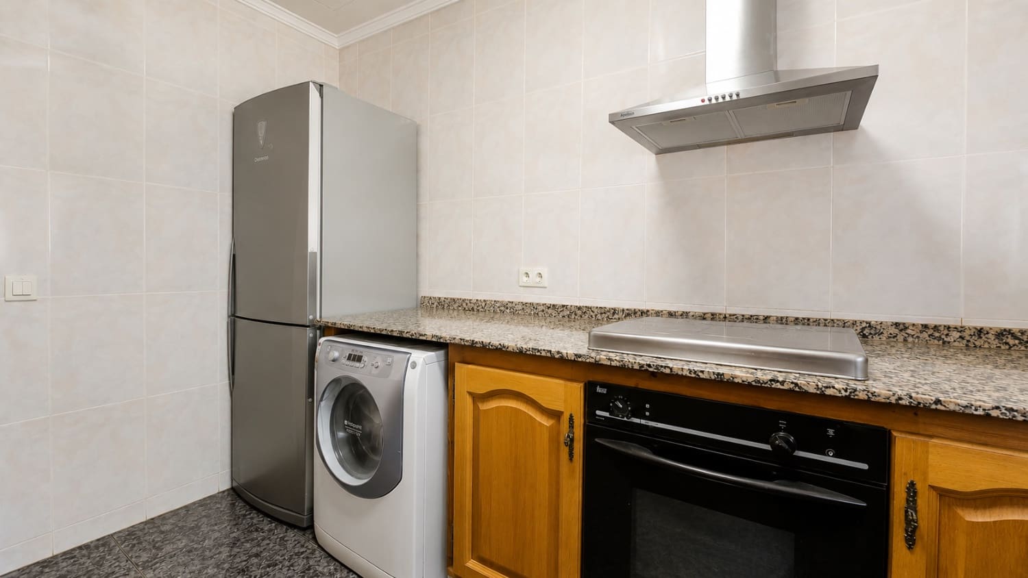 Chalet de 4 habitaciones en Villalonga en venta con garaje - 250.000 € (Ref: 9981758)