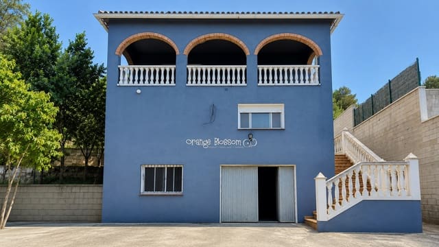 Chalet de 4 habitaciones en Villalonga en venta con garaje - 250.000 € (Ref: 9981758)