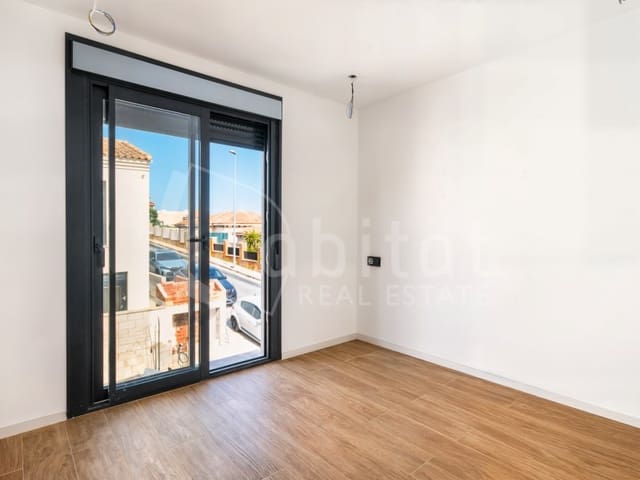 3 slaapkamer Huis te koop in Bigastro met zwembad garage - € 269.500 (Ref: 10003597)