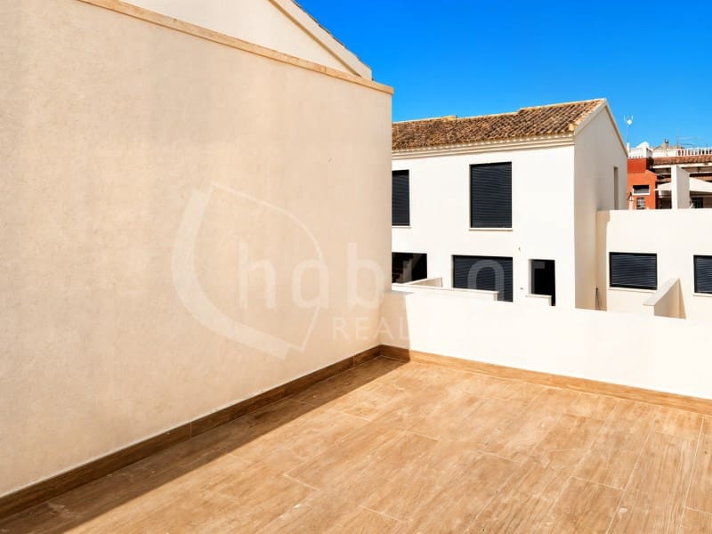 3 bedroom Townhouse for sale in Bigastro with pool garage - € 269,500 (Ref: 10003597)