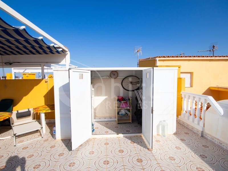 2 makuuhuone Huoneisto myytävänä paikassa Torrevieja mukana uima-altaan 
autotalli - 135 000 € (Ref: 10028886)