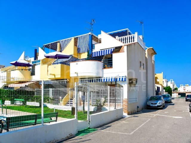 Apartamento de 2 habitaciones en El Chaparral - La Siesta - La Torreta, Torrevieja en venta con piscina garaje - 135.000 € (Ref: 10028886)