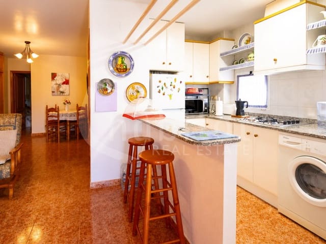 Apartamento de 2 habitaciones en El Chaparral - La Siesta - La Torreta, Torrevieja en venta con piscina garaje - 135.000 € (Ref: 10028886)