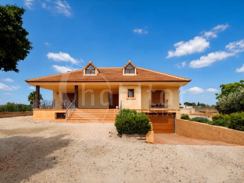 Finca/Casa Rural de 4 habitaciones en Los Montesinos en alquiler con piscina garaje - 2.000 € (Ref: 10040734)