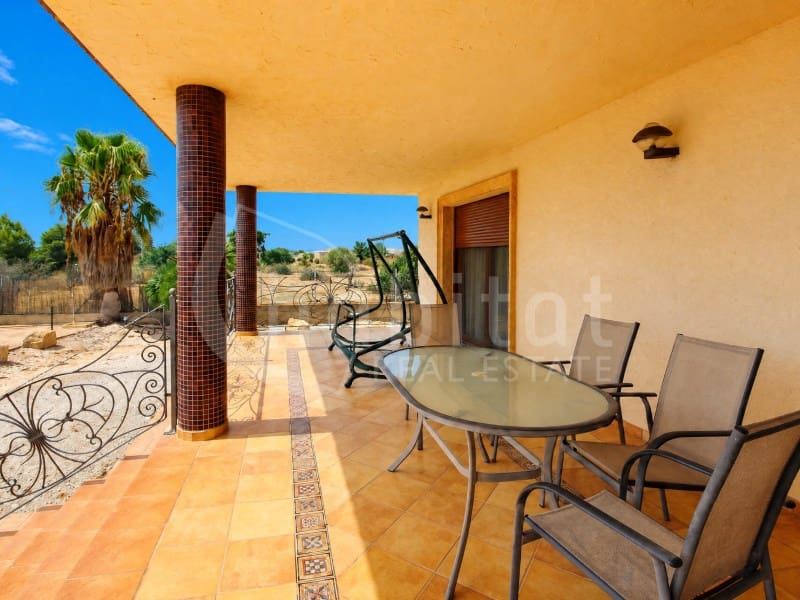 Finca/Casa Rural de 4 habitaciones en Los Montesinos en alquiler con piscina garaje - 2.000 € (Ref: 10040734)