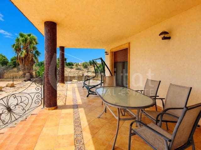 Finca/Casa Rural de 4 habitaciones en Los Montesinos en alquiler con piscina garaje - 2.000 € (Ref: 10040734)