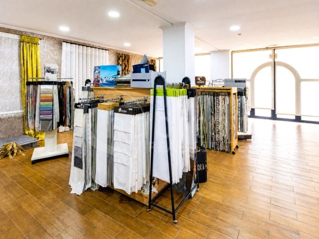 Local Comercial en Los Montesinos en alquiler - 950 € (Ref: 10042680)
