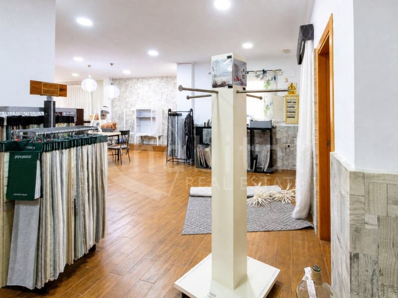 Local Comercial en Los Montesinos en alquiler - 950 € (Ref: 10042680)