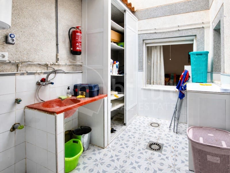 3 quarto Casa em Banda para arrendar em Los Montesinos com garagem - 1 200 € (Ref: 10047024)