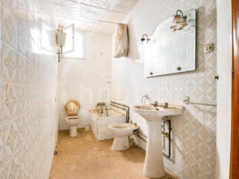 5 bedroom Townhouse for sale in Los Montesinos with garage - € 129,900 (Ref: 10058736)