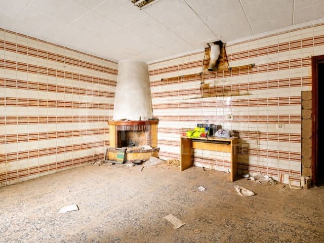 5 soveværelse Byhus til salg i Los Montesinos med garage - € 129.900 (Ref: 10058736)