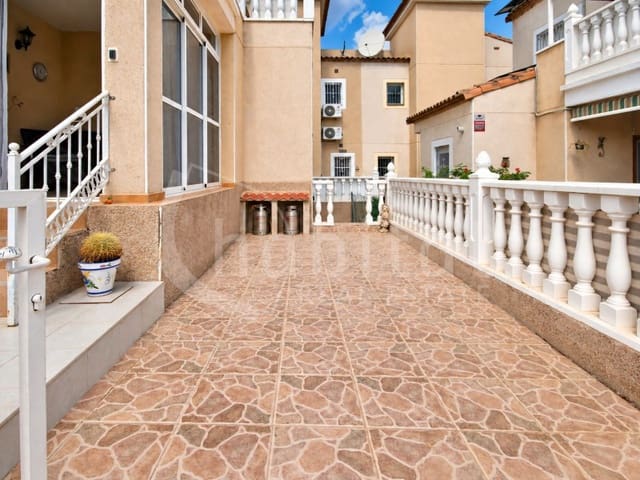 3 quarto Moradia para venda em Algorfa com piscina garagem - 225 000 € (Ref: 10078148)