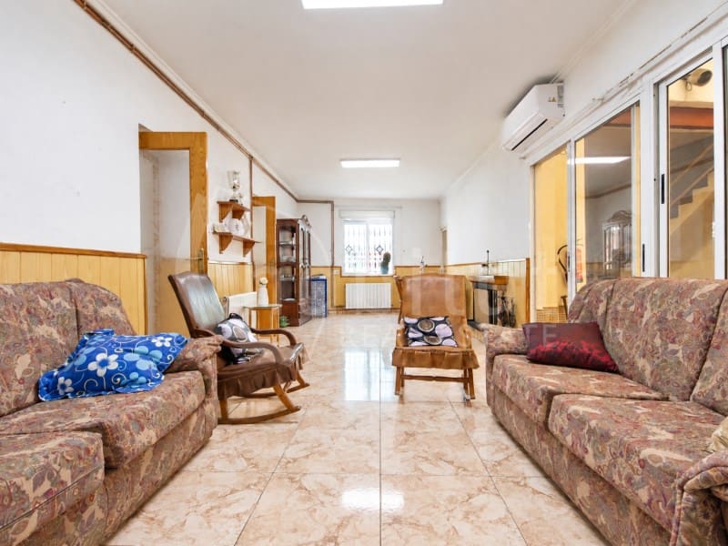 3 sovrum Hus till salu i Los Montesinos med garage - 350 000 € (Ref: 10135907)