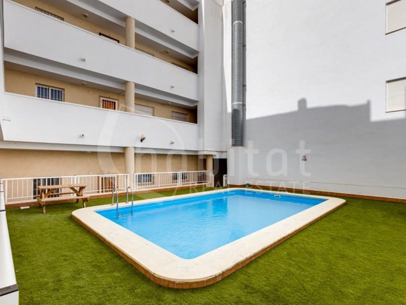 2 sovrum Lägenhet till salu i Los Montesinos med pool - 112 000 € (Ref: 10159271)