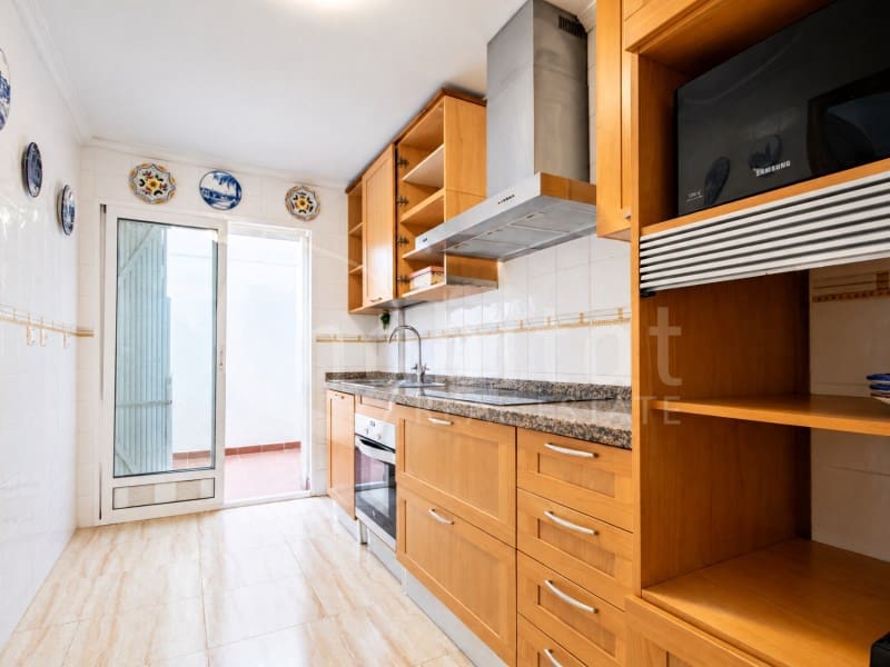 4 makuuhuone Omakotitalo myytävänä paikassa Bigastro mukana 
autotalli - 249 900 € (Ref: 10161209)