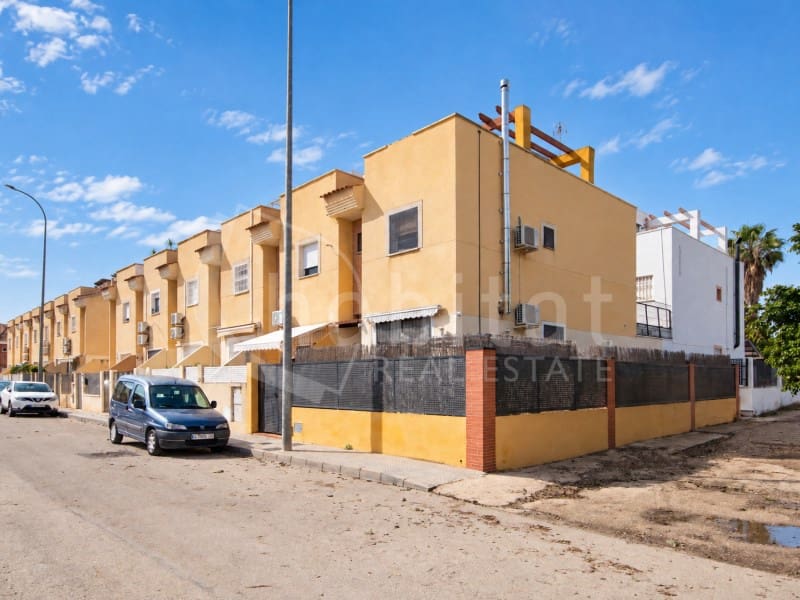 4 makuuhuone Omakotitalo myytävänä paikassa Bigastro mukana 
autotalli - 249 900 € (Ref: 10161209)