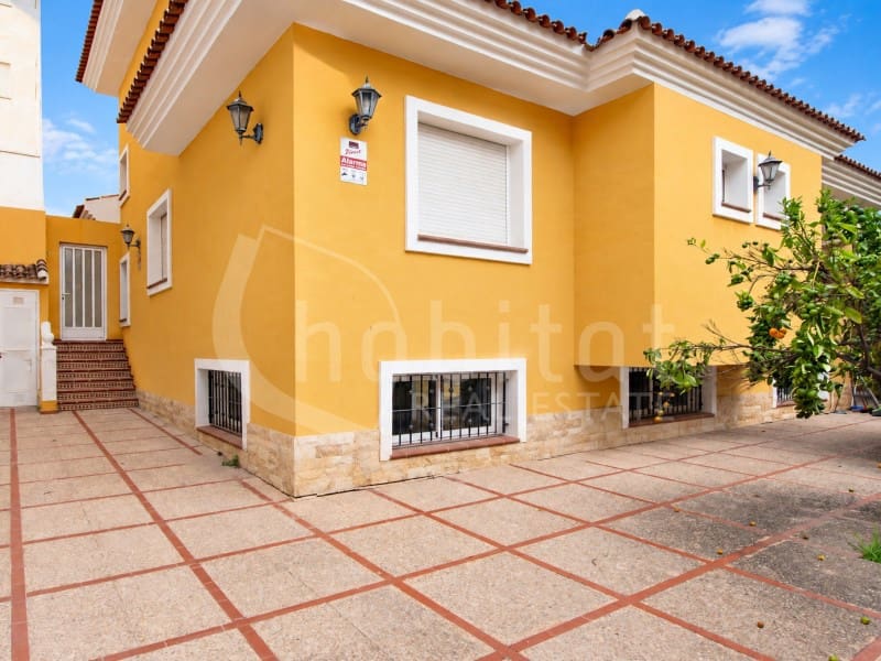 6 soveværelse Villa til salg i Los Montesinos med garage - € 499.000 (Ref: 10171206)