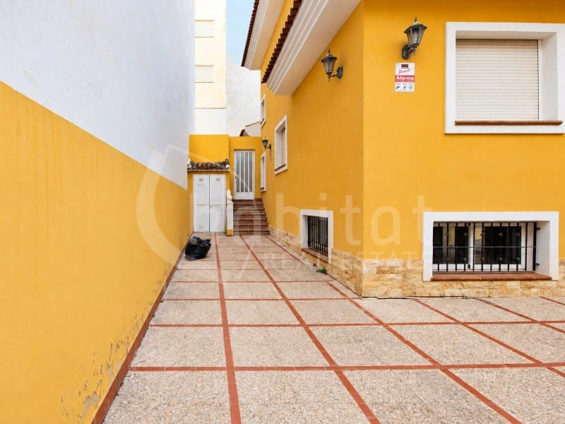 6 soveværelse Villa til salg i Los Montesinos med garage - € 499.000 (Ref: 10171206)