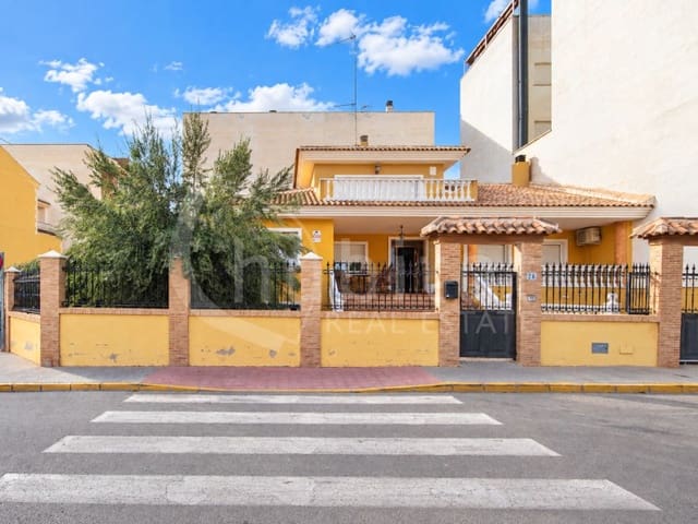 6 soveværelse Villa til salg i Los Montesinos med garage - € 499.000 (Ref: 10171206)