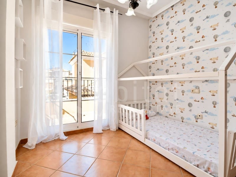 Villa til leie i Los Montesinos med svømmebasseng garasje - € 900 (Ref: 10173795)