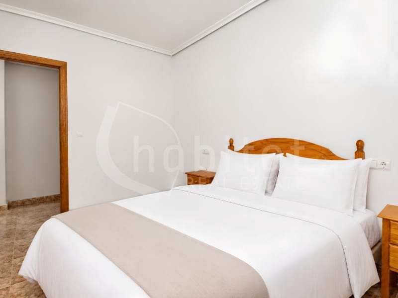 Apartamento de 2 habitaciones en Los Montesinos en venta con piscina - 109.900 € (Ref: 10176993)