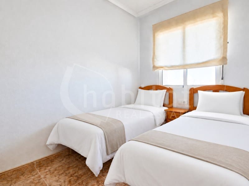 Apartamento de 2 habitaciones en Los Montesinos en venta con piscina - 109.900 € (Ref: 10176993)
