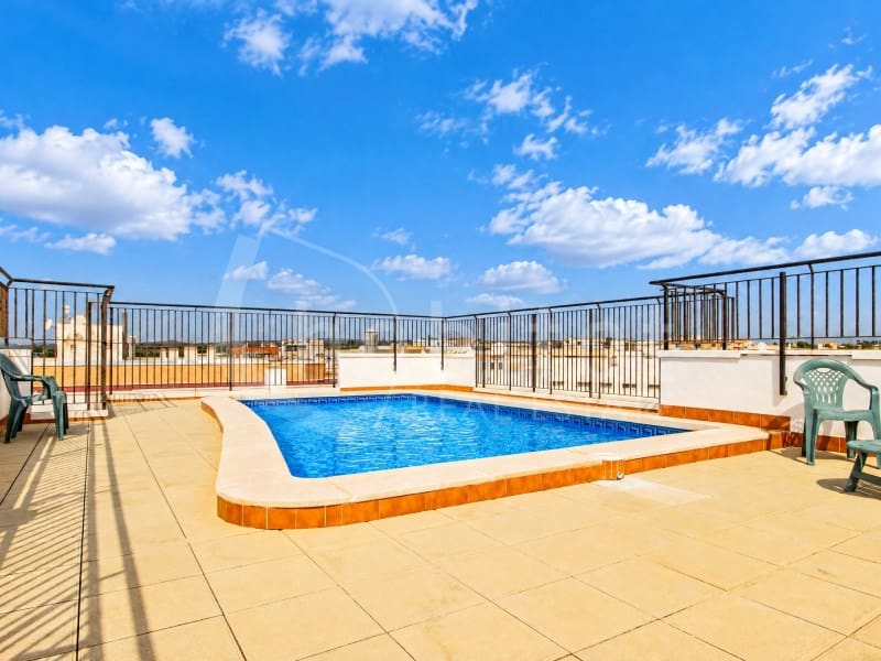 Apartamento de 2 habitaciones en Los Montesinos en venta con piscina - 109.900 € (Ref: 10176993)