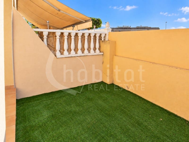 2 sovrum Villa till salu i Torrevieja med pool garage - 175 000 € (Ref: 10176995)