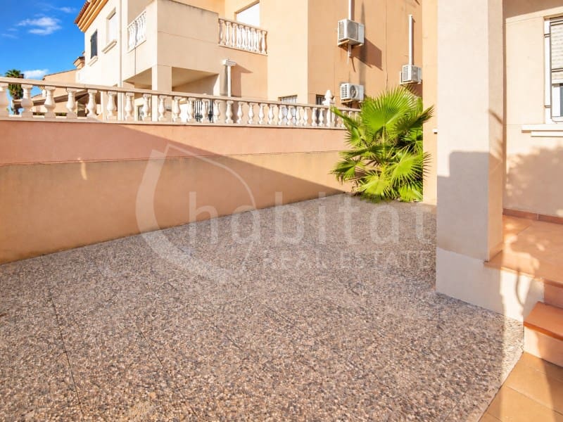 2 sovrum Villa till salu i Torrevieja med pool garage - 175 000 € (Ref: 10176995)