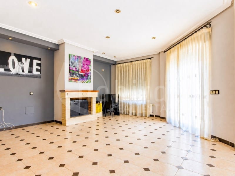 4 soverom Hus til salgs i Los Montesinos med garasje - € 265 000 (Ref: 5980701)