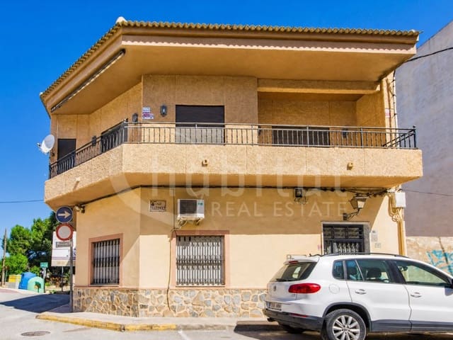 4 sovrum Hus till salu i Los Montesinos med garage - 265 000 € (Ref: 5980701)