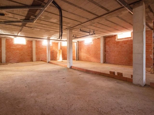 Commercial for sale in Los Montesinos - € 450,000 (Ref: 6137060)