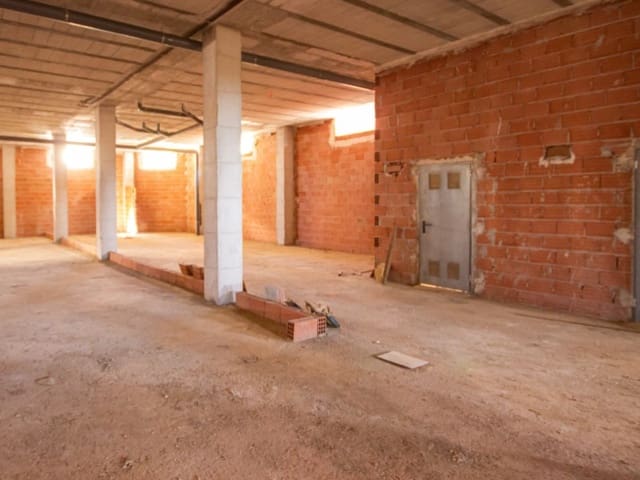 Commercial for sale in Los Montesinos - € 450,000 (Ref: 6137060)