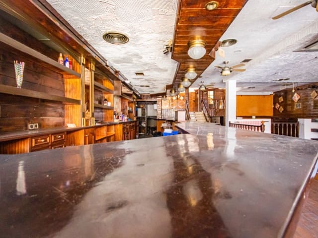 Commercial for sale in Los Montesinos - € 175,000 (Ref: 7011918)