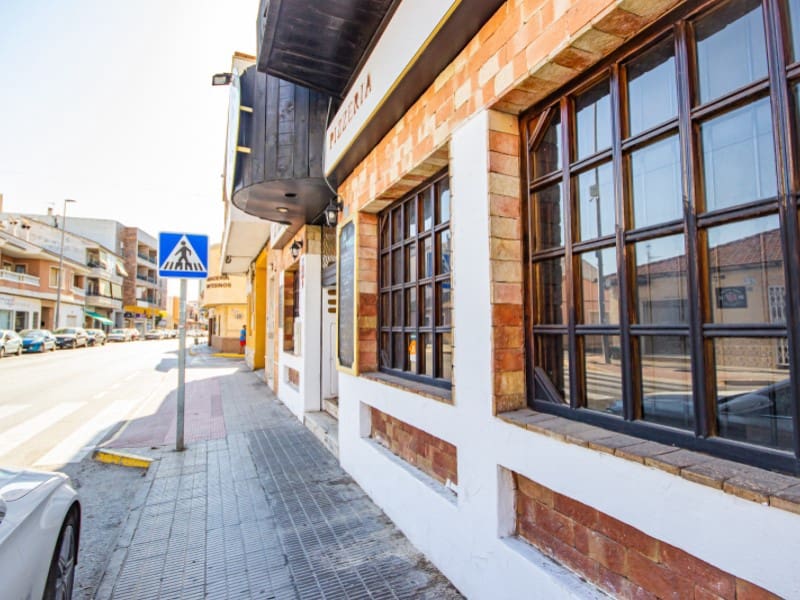 Kommersiell till salu i Los Montesinos - 175 000 € (Ref: 7011918)