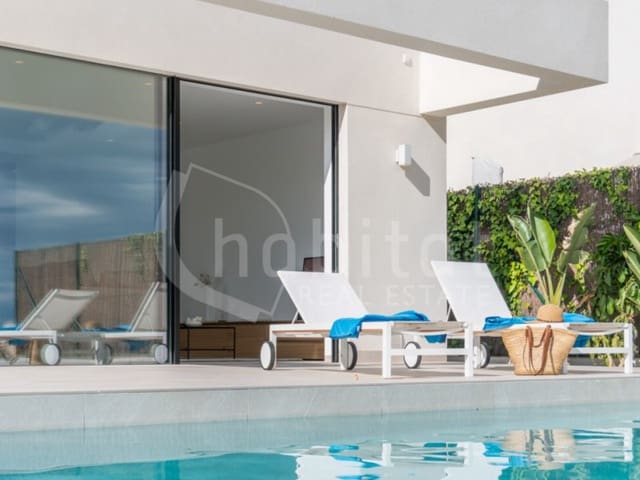 3 bedroom Villa for sale in Los Montesinos with pool - € 509,000 (Ref: 7238388)