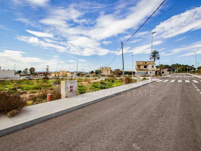 Building Plot for sale in Los Montesinos - € 700,000 (Ref: 7588517)