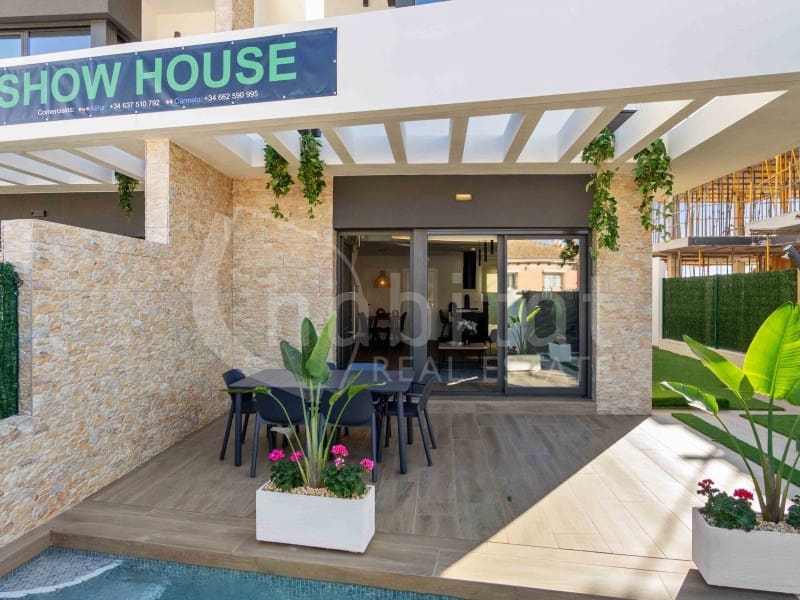 3 soveværelse Byhus til salg i Los Montesinos med swimmingpool - € 334.500 (Ref: 7850118)