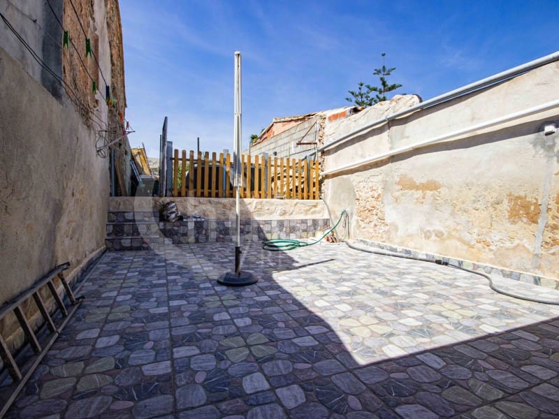 2 soveværelse Byhus til salg i Los Montesinos - € 129.900 (Ref: 8334137)